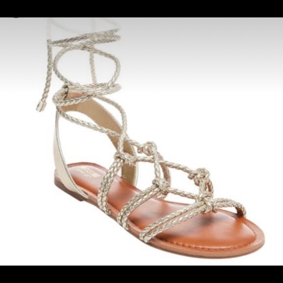 MOSSIMO Keenan gold strappy gladiator sandal - Picture 2 of 6